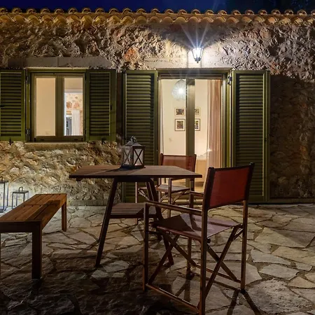 Demetra * Skala (Kefalonia)